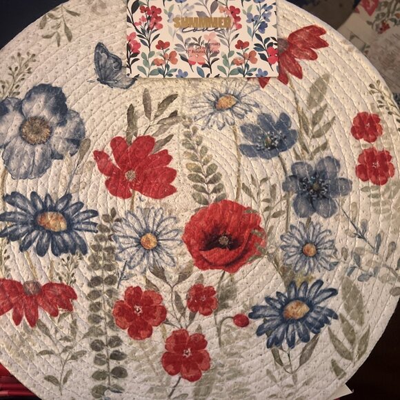 4 pc SUMMER LOVE Braided Placemat Set 15” Rnd Blue Red Poppy Flower Easy Care - Picture 2 of 7